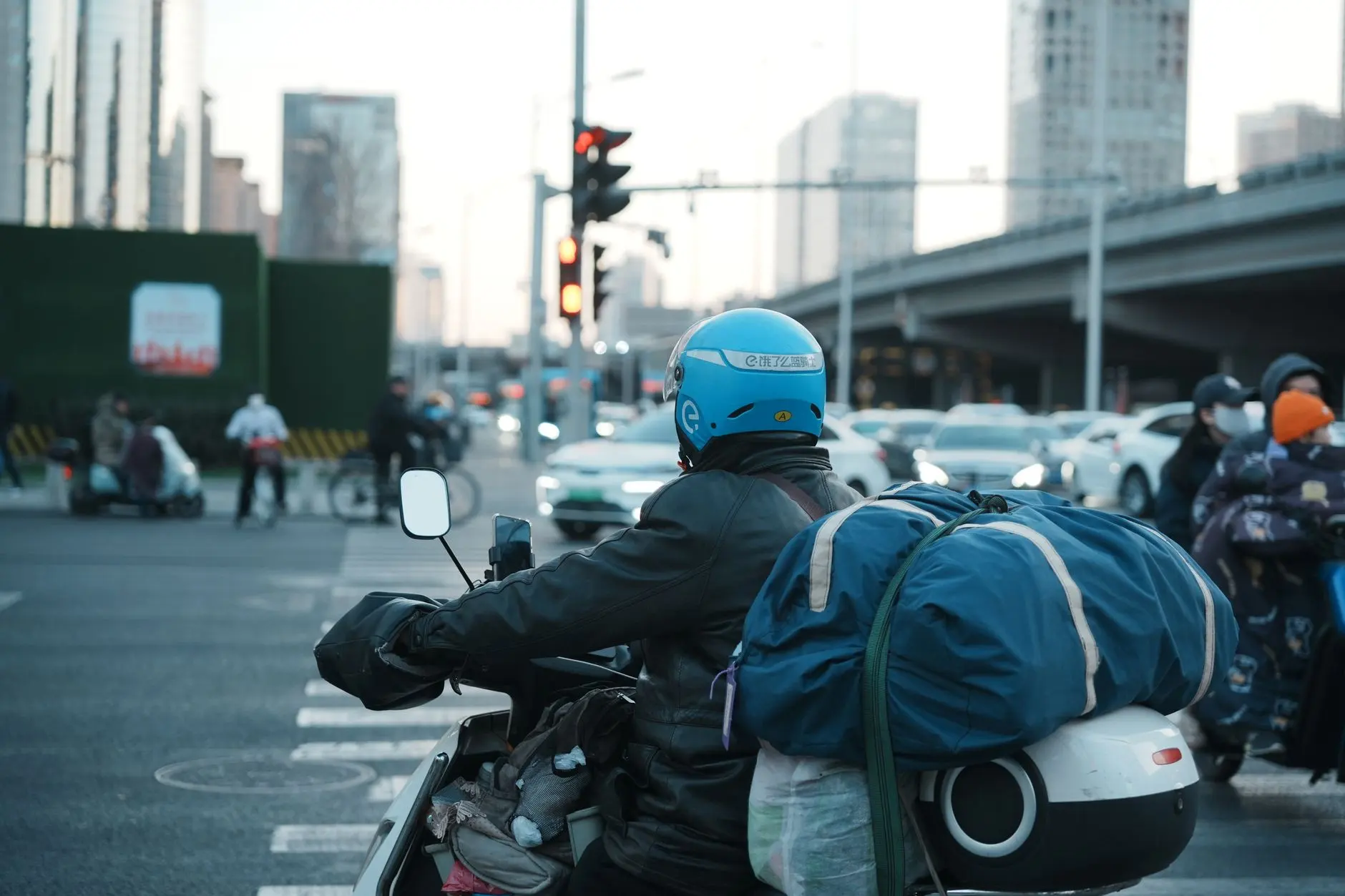 聚拼科技智慧生活服务平台与本地商家协同模式分析